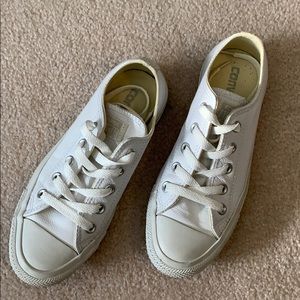 White leather Converse All Star unisex men’s 3.5